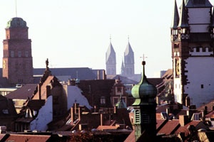 OB Dieter Salomon und Freiburger Uni-Rektor Prof. Hans-Jochen Schiewer referieren zur „Energiewende“ beim Deutschlandjahr der belgischen Universität Leuven