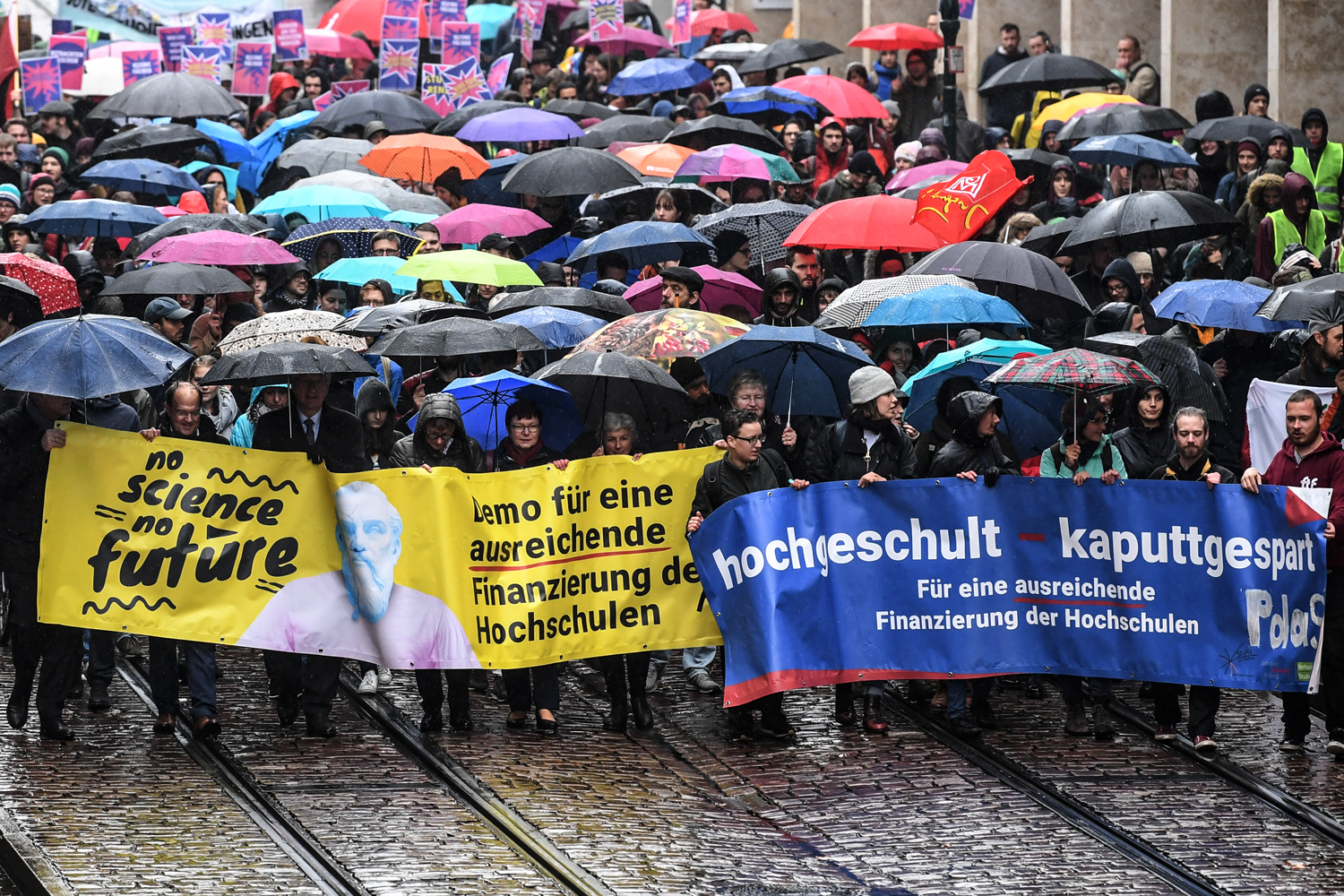 „Stehen Sie mit uns auf, seien Sie laut!“